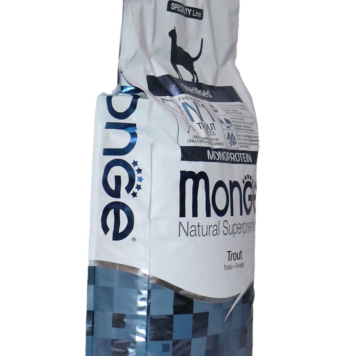 Сухой корм Monge Cat Speciality Line Monoprotein Sterilised для стерилизованных кошек, из форели 10 кг — фото 33